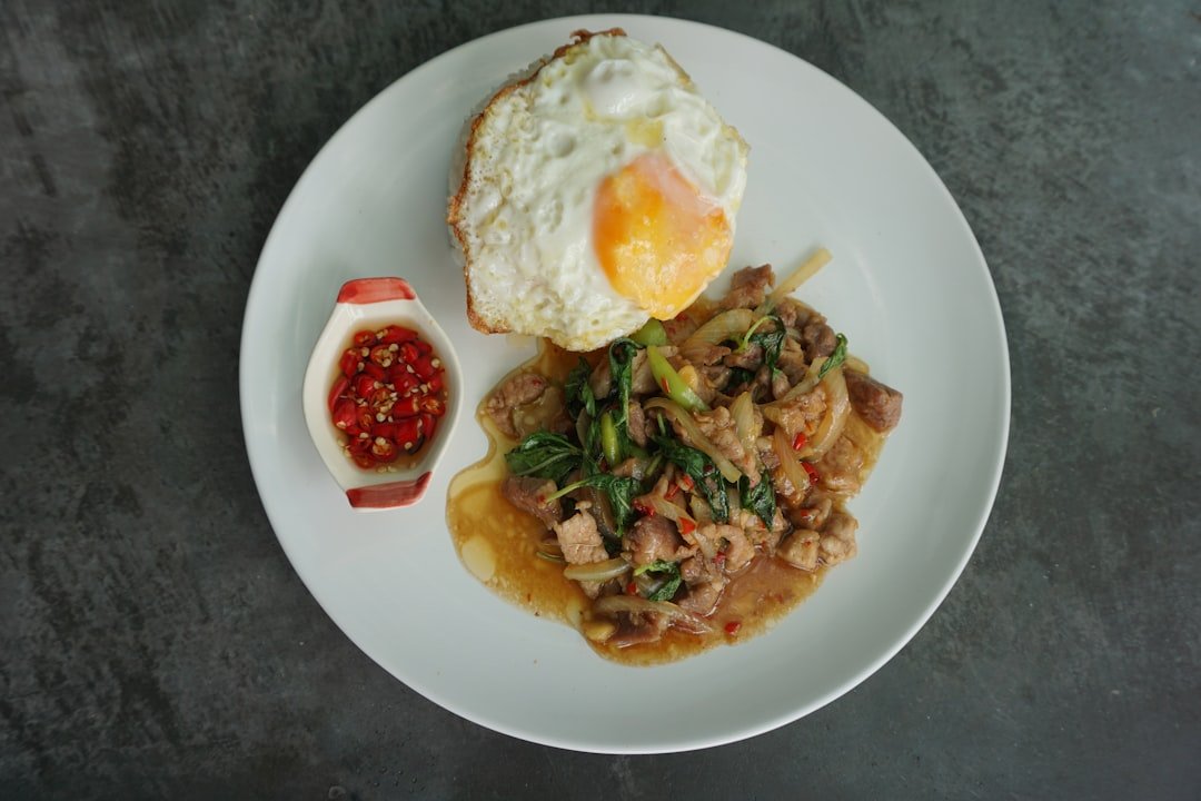 Pad Krapow Gai